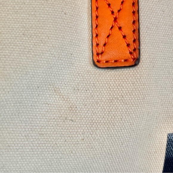 Kate Spade Play The Field Call To Action Large Zipper Canvas Tote Bag Graphic - Picture 12 of 13